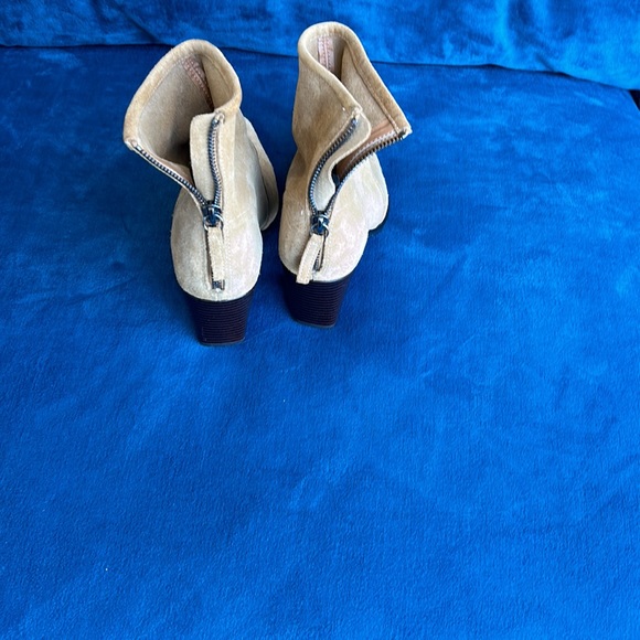 Zara Shoes Zara Tan Suede Leather Boots With Zip Up Back And 25